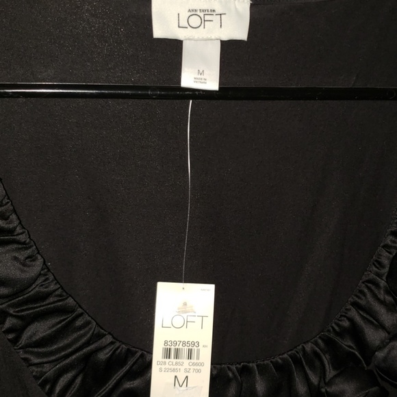 ANN TAYLOR LOFT Sleeveles SatinEmbellished Blouse - Picture 4 of 5